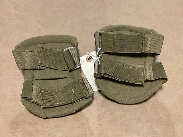 Elbow pad set - afbeelding 3 van  3