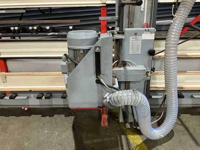 Elcon - 1998 - r 155 - verticale platenzaag - afbeelding 6 van  10