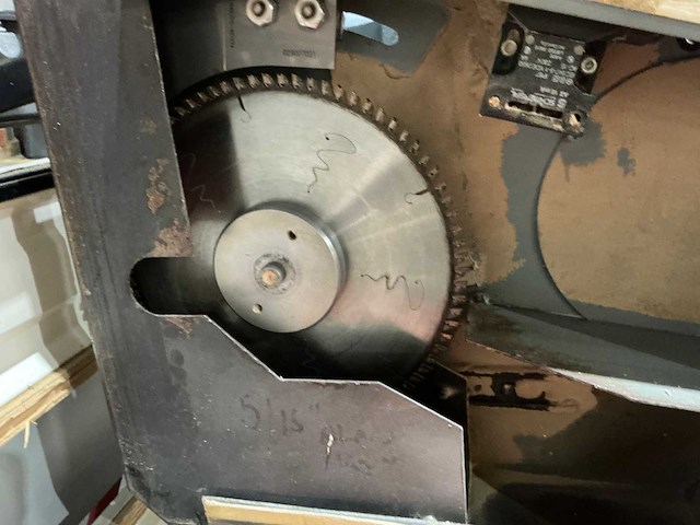 Elcon - 1998 - r 155 - verticale platenzaag - afbeelding 9 van  10