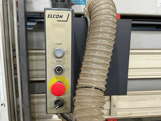 Elcon - 2005 - r135 - verticale platenzaag - afbeelding 4 van  7