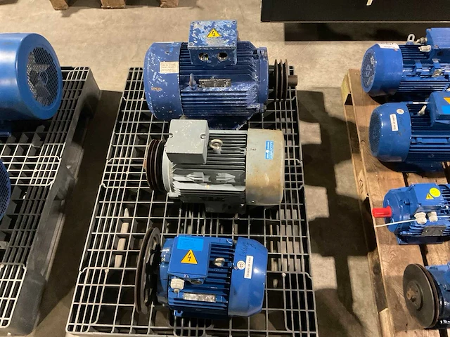Electramo elektromotor (3x) - afbeelding 1 van  4