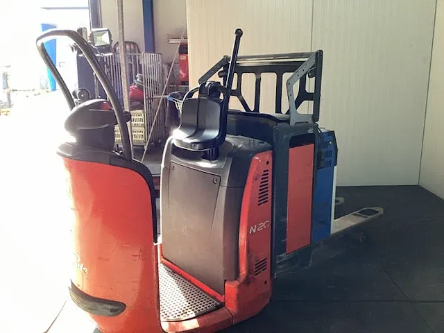 Electric pallet truck - afbeelding 9 van  12