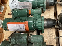 Electrical engine starter - afbeelding 1 van  3