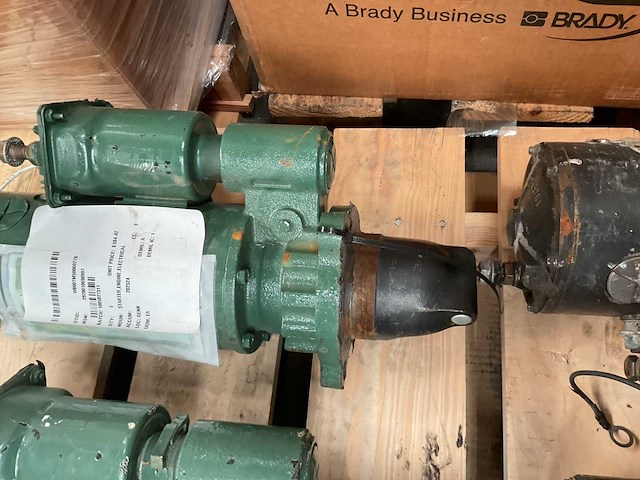 Electrical engine starter - afbeelding 2 van  3