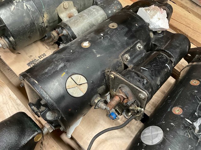 Electrical engine starter - afbeelding 2 van  3
