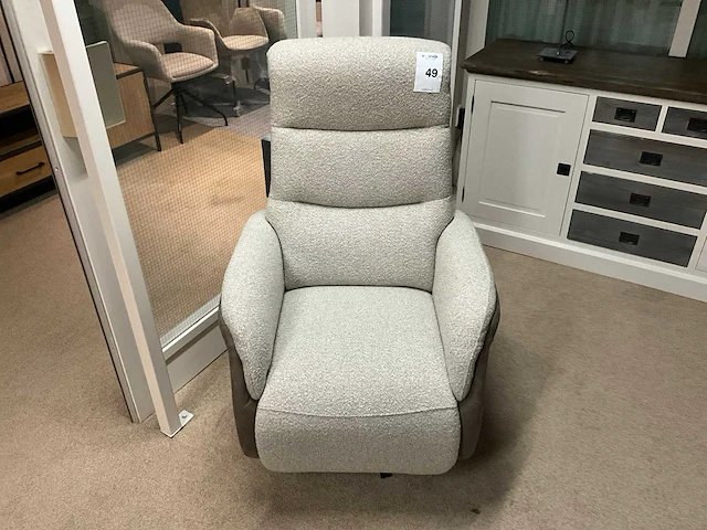 Electrisch bedienbare fauteuil - afbeelding 4 van  6
