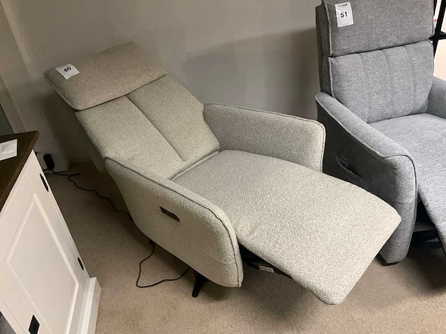 Electrisch bedienbare fauteuil - afbeelding 5 van  6