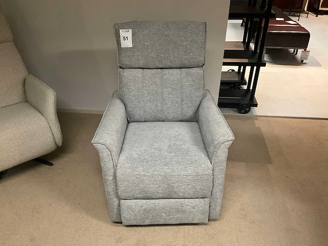 Electrisch bedienbare fauteuil - afbeelding 2 van  6