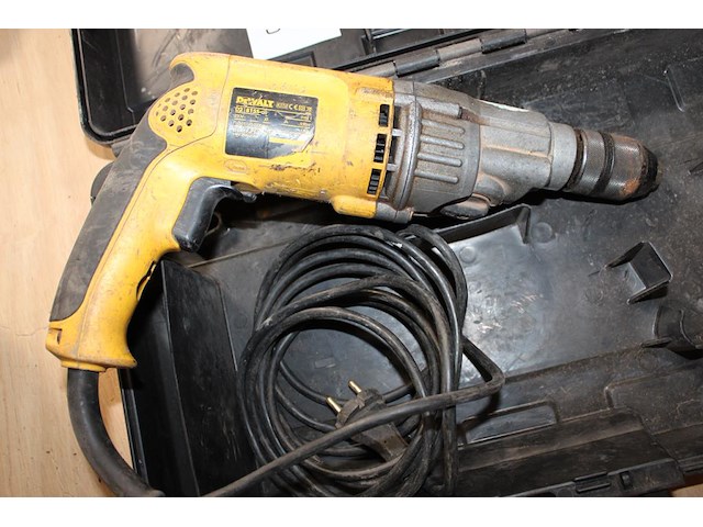 Electrische boorhamer dealt in kunststofkoffer. - afbeelding 3 van  3