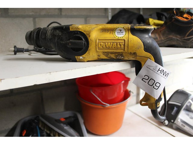 Electrische boorhamer dewalt. - afbeelding 1 van  2
