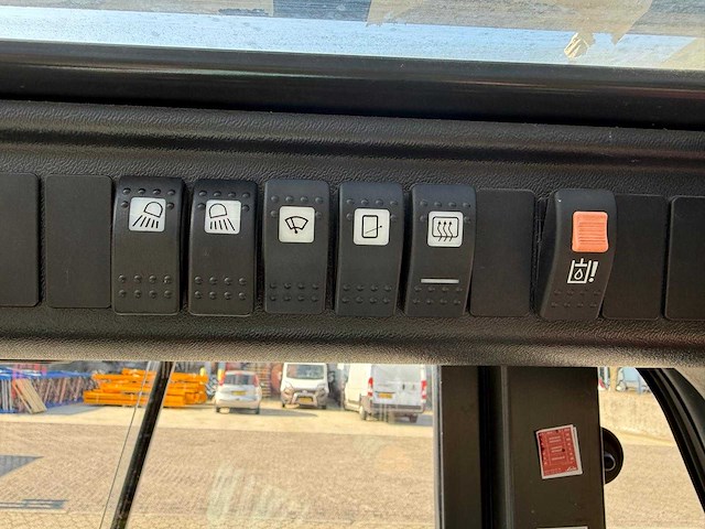 Electrische linde e80-01/900 accu 2020 - 4.5m vorkversteller, side-shift - vorkheftruck bj 2017 - afbeelding 15 van  28