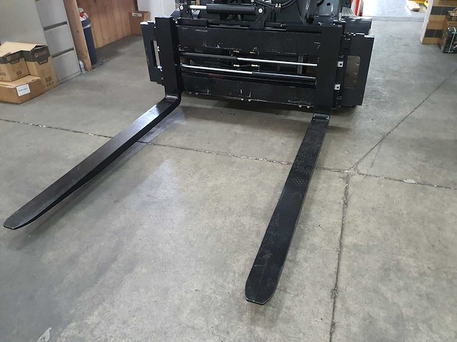 Electrische linde e80-01/900 accu 2020 - 4.5m vorkversteller, side-shift - vorkheftruck bj 2017 - afbeelding 17 van  28