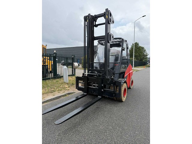 Electrische linde e80-01/900 accu 2020 - 4.5m vorkversteller, side-shift - vorkheftruck bj 2017 - afbeelding 28 van  28