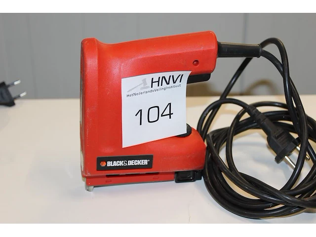 Electrische nietmachine black&decker. - afbeelding 1 van  2