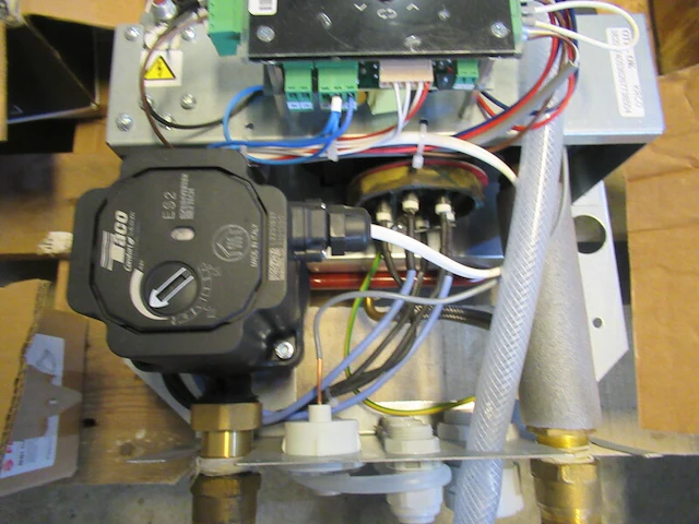 Electrische verwarmingsketel - afbeelding 2 van  3