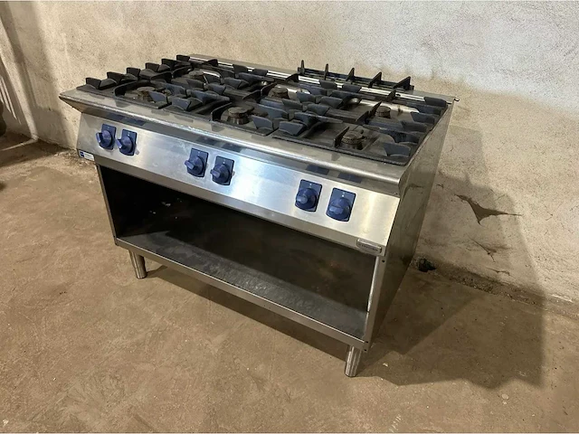 Electrolux - 700xp - 6-pits gasfornuis - afbeelding 1 van  6