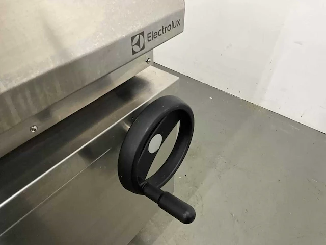 Electrolux - e7brehdnfx - kantelbare braadslede - afbeelding 4 van  14