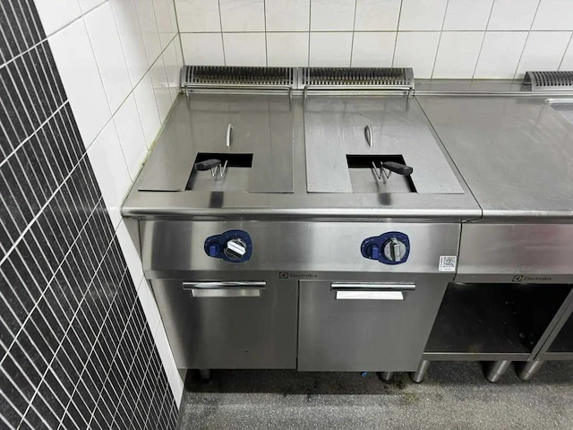 Electrolux - e7frghh2gf0 - dubbele friteuse - afbeelding 2 van  7