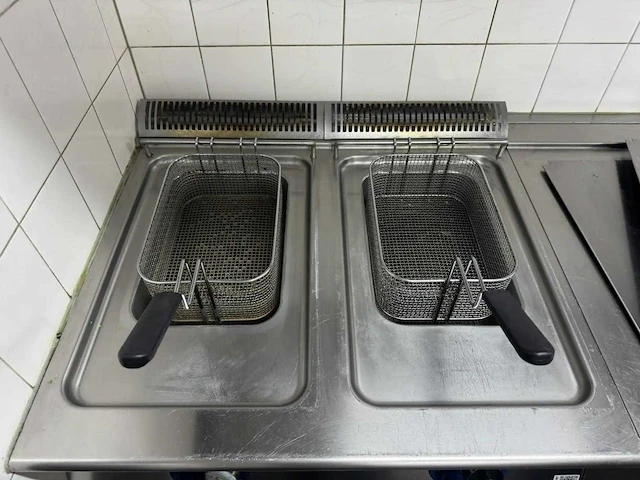 Electrolux - e7frghh2gf0 - dubbele friteuse - afbeelding 4 van  7