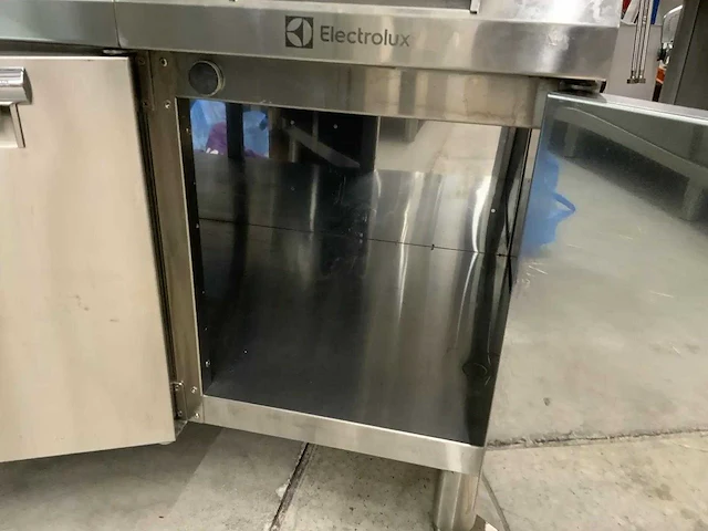 Electrolux - e7ftedcsi0/e7ined2000 - rvs kooklijn - bakplaat & inductie - afbeelding 8 van  8