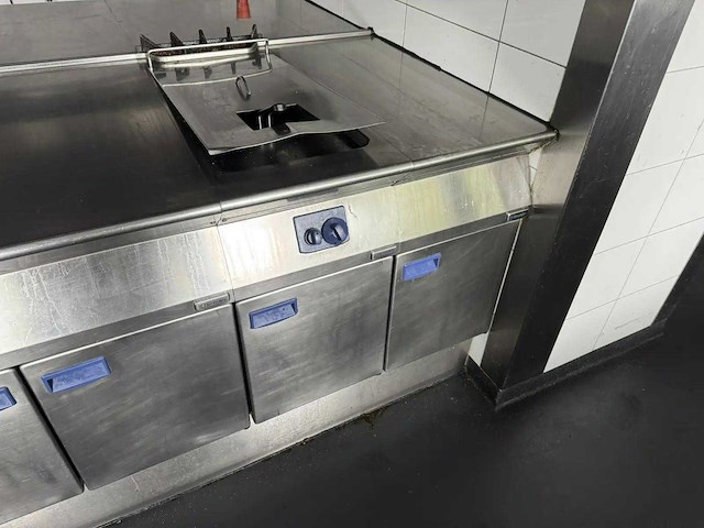 Electrolux - friteuse met neutrale unit - afbeelding 1 van  9