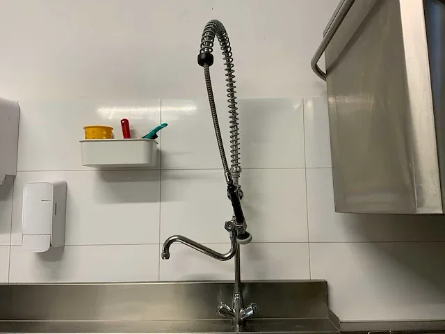 Electrolux - hht8 - korvenvaatwasmachine met aan en afvoertafel - afbeelding 15 van  16
