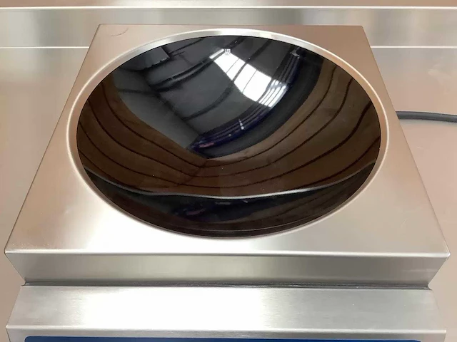 Electrolux - libero dw/h 1 ce - inductie wok - afbeelding 8 van  9