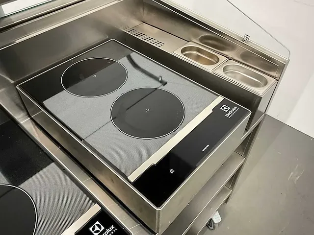 Electrolux - libero point 3 - front cooking unit met afzuiging (2019) - afbeelding 9 van  26