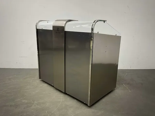 Electrolux - libero point 3 - front cooking unit met afzuiging (2019) - afbeelding 15 van  26