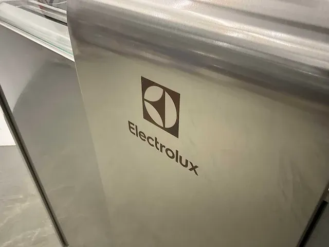 Electrolux - libero point 3 - front cooking unit met afzuiging (2019) - afbeelding 17 van  26