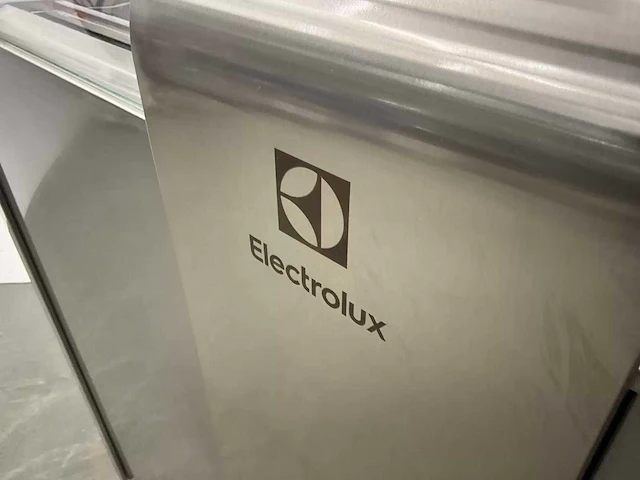Electrolux - liberopoint 3 - frontcooking counter met afzuiging - afbeelding 4 van  25