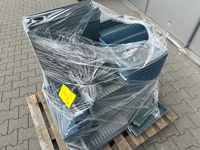 Electrolux - magazijnbak mix ca. 100stuks - afbeelding 4 van  6