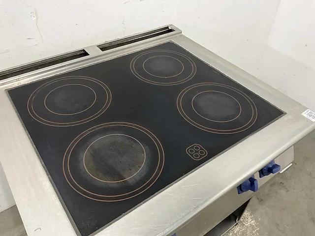 Electrolux - qinf800 - keramisch fornuis - afbeelding 5 van  7
