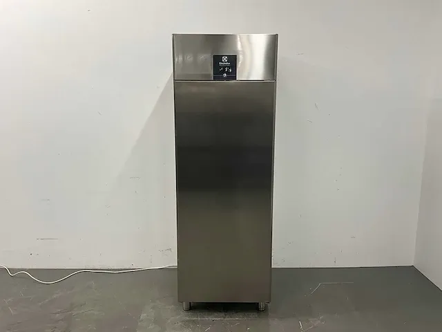 Electrolux - rex71frh - enkeldeurs rvs koelkast (2023) - afbeelding 1 van  10