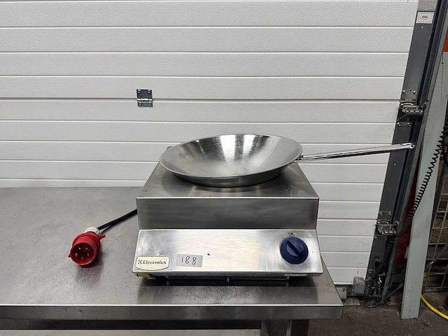 Electrolux - vario - inductie wok - afbeelding 1 van  5