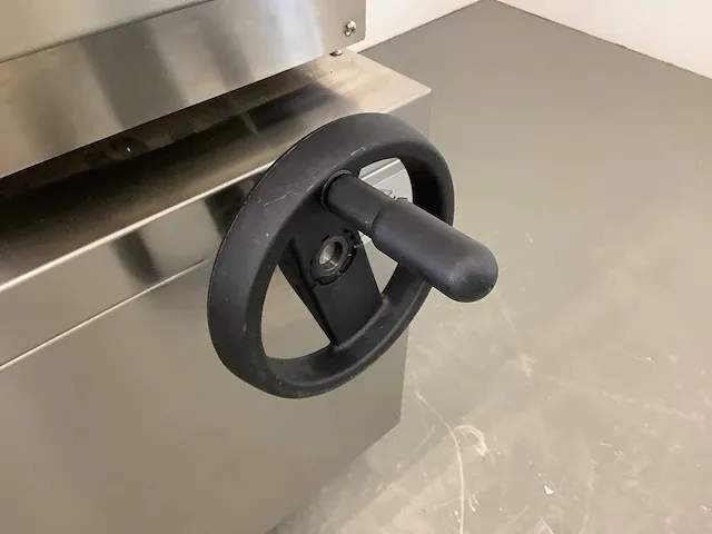 Electrolux - xp 700 - kantelbare braadpan 60 liter (2017) - afbeelding 11 van  16