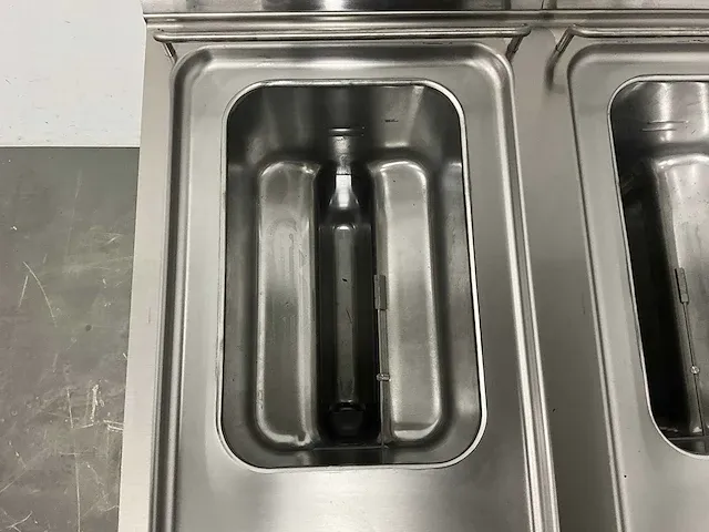 Electrolux - xp700 - dubbele friteuse (2023) - afbeelding 9 van  19