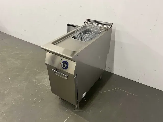 Electrolux - xp900 - enkele friteuse (2022) - afbeelding 7 van  14