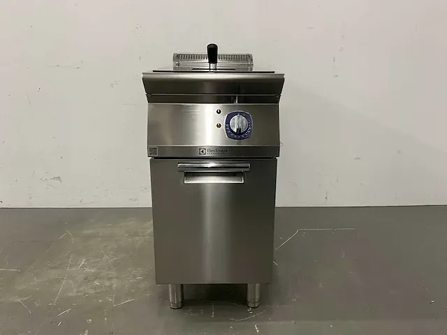 Electrolux - xp900 - enkele friteuse (2022) - afbeelding 9 van  14