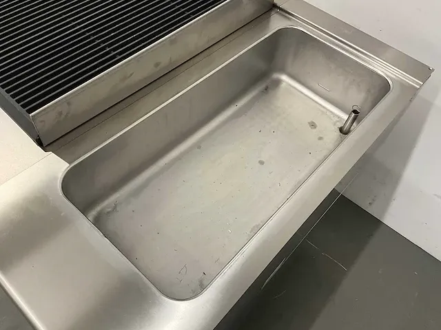 Electrolux - xp900 - powergrill met bain-marie (2022) - afbeelding 10 van  14