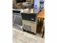 Electrolux 730533 crushed ijsmachine - afbeelding 2 van  8