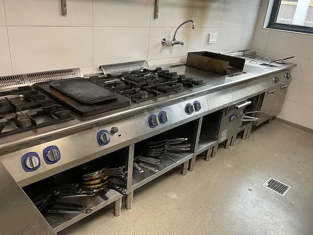 Electrolux bakwand - afbeelding 12 van  24