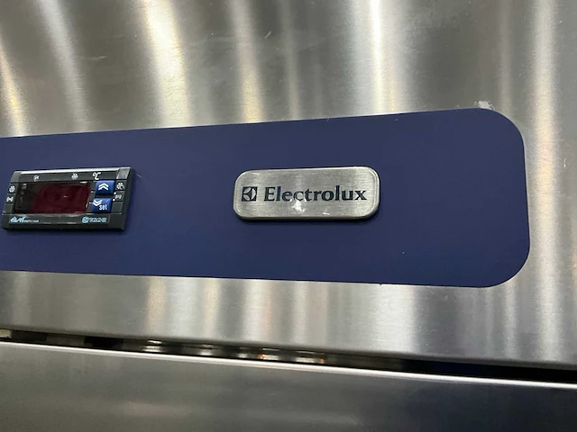 Electrolux edvp10vr11 rvs inrijkoeling - afbeelding 7 van  8