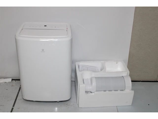 Electrolux exp26u339aw comfort 600 draagbare airconditioner wit - afbeelding 2 van  2