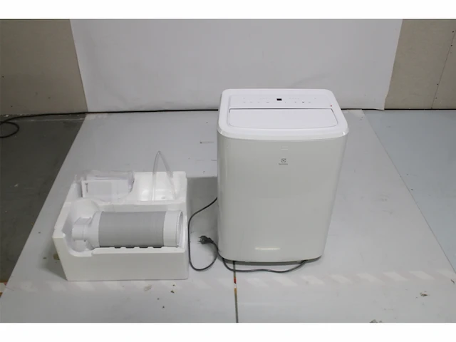 Electrolux exp26u339aw comfort 600 draagbare airconditioner wit - afbeelding 2 van  2