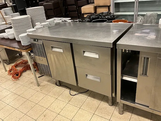 Electrolux koelwerkbank - afbeelding 1 van  13