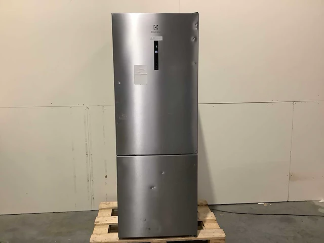 Electrolux lnt6me46x3 koel- vriescombinatie - afbeelding 2 van  8