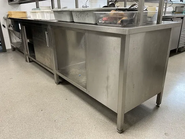 Electrolux rvs werktafel - afbeelding 13 van  19