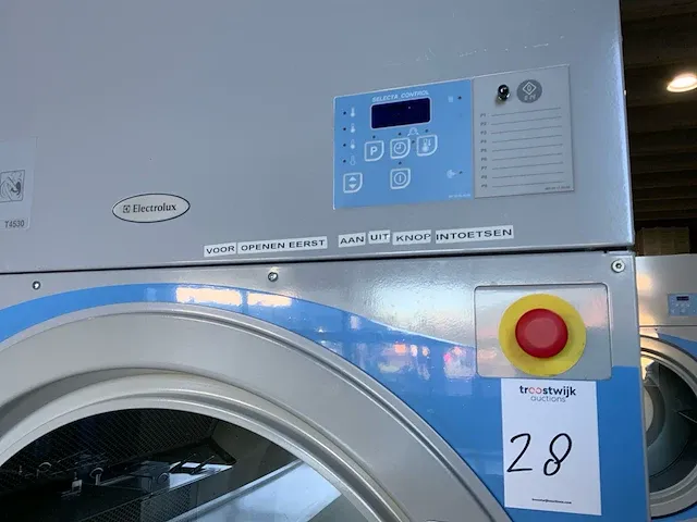 Electrolux t4530 industriële wasdroger - afbeelding 18 van  20