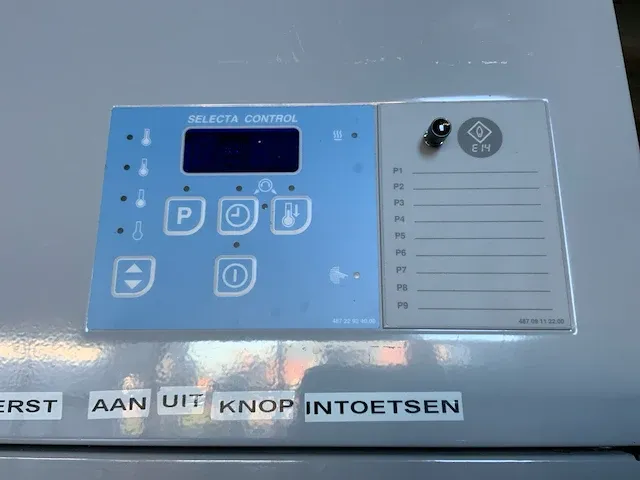 Electrolux t4530 industriële wasdroger - afbeelding 19 van  20